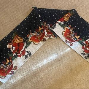 Christmas Table Runner 66 inch long EUC